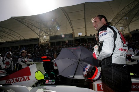 Barrichello havde problemer med gearet og fik dermed ikke den bedste start på sin Honda-karriere